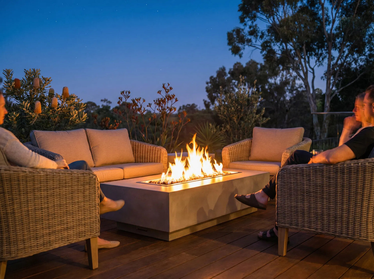 Fire Pits & Tables